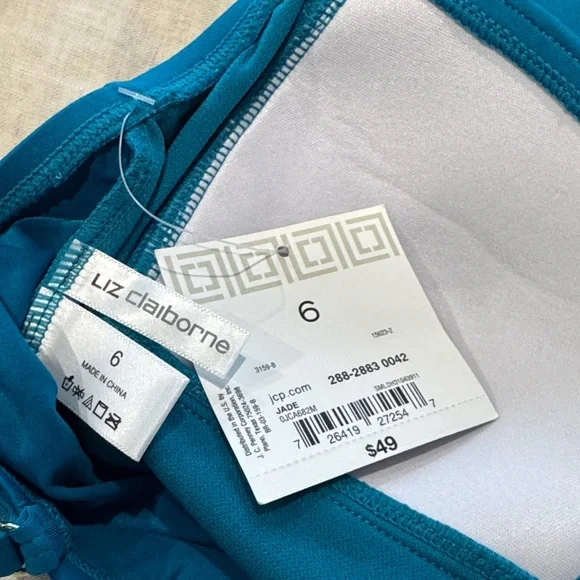 Liz Claiborne Jade Tankini Top -6 - Picture 2 of 3